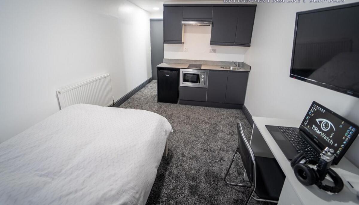 Free Parking Cosy Studios Close To City And Qe And Uob! Birmingham Rum bild